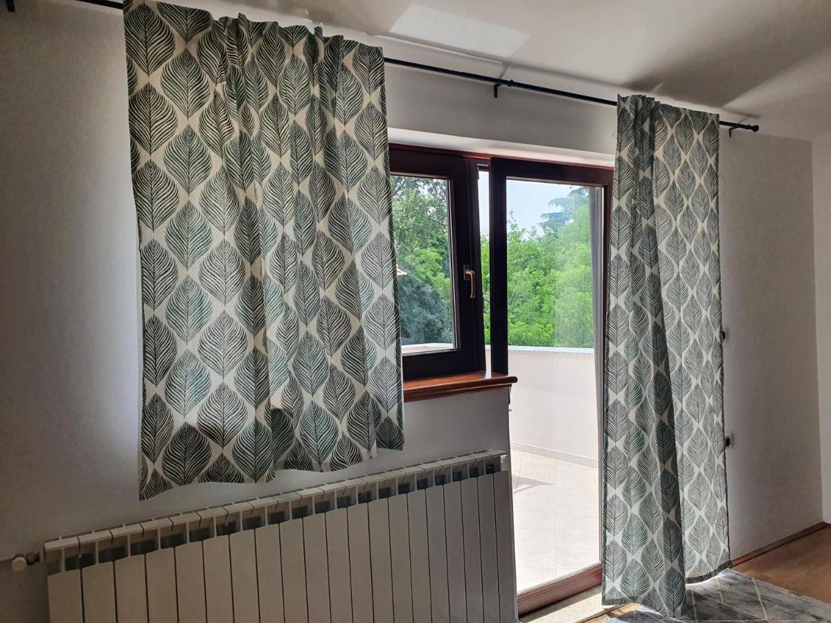 Apartman Sofia Пореч Екстериор снимка